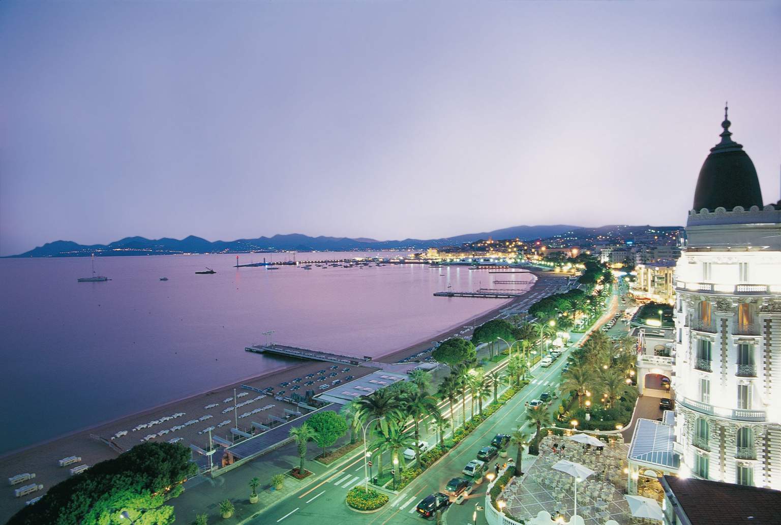 Hotel L'Estérel au Centre de Cannes · Proche Gare · Vue sur la Baie de Cannes